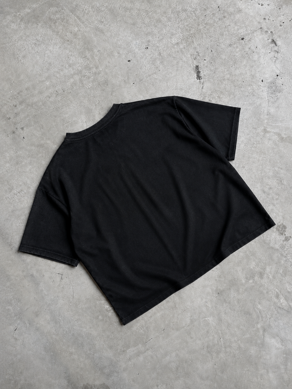 CURSED QUEEN CROPPED OVERSIZED T-SHIRT