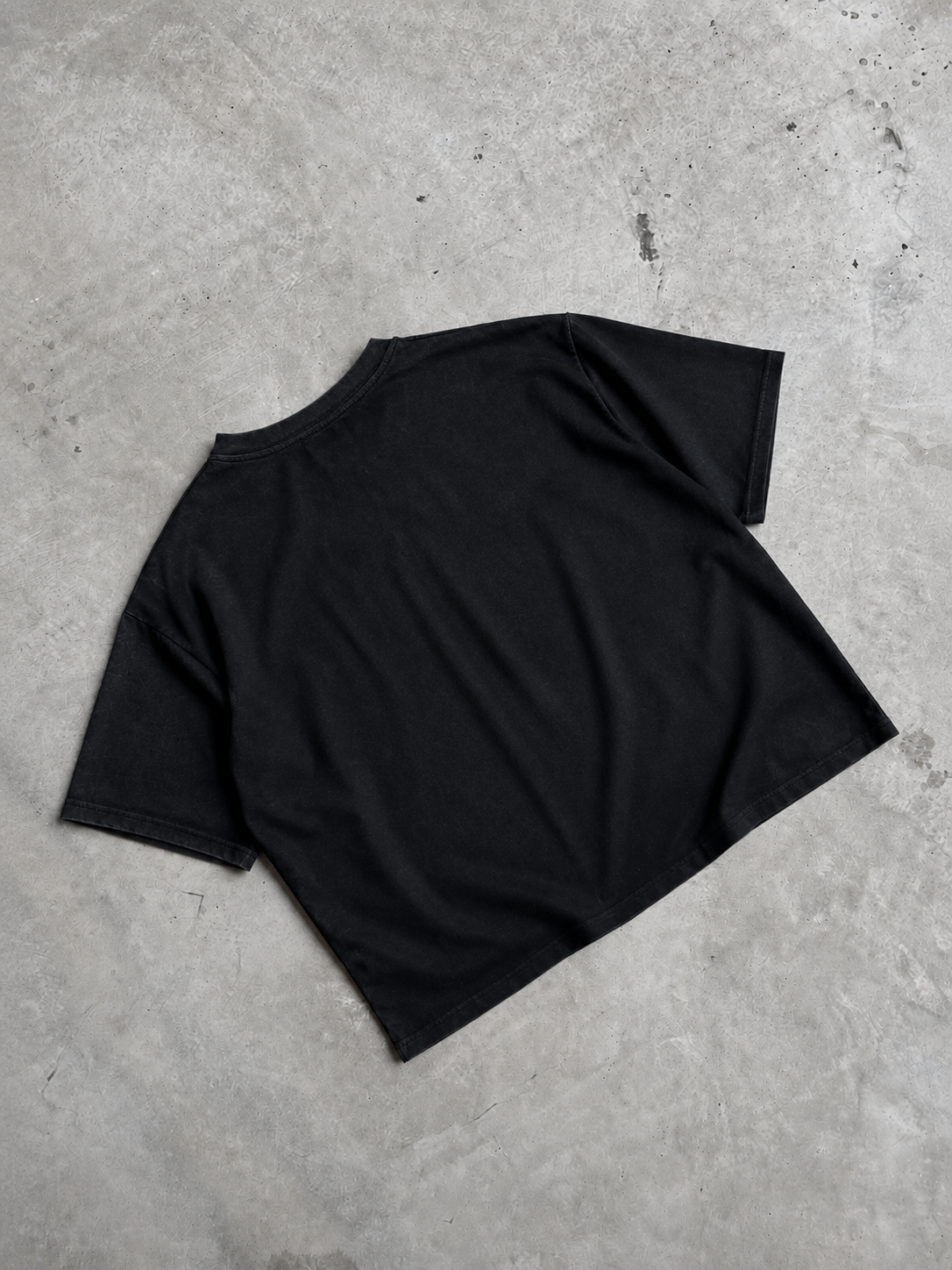 CURSED QUEEN CROPPED OVERSIZED T-SHIRT