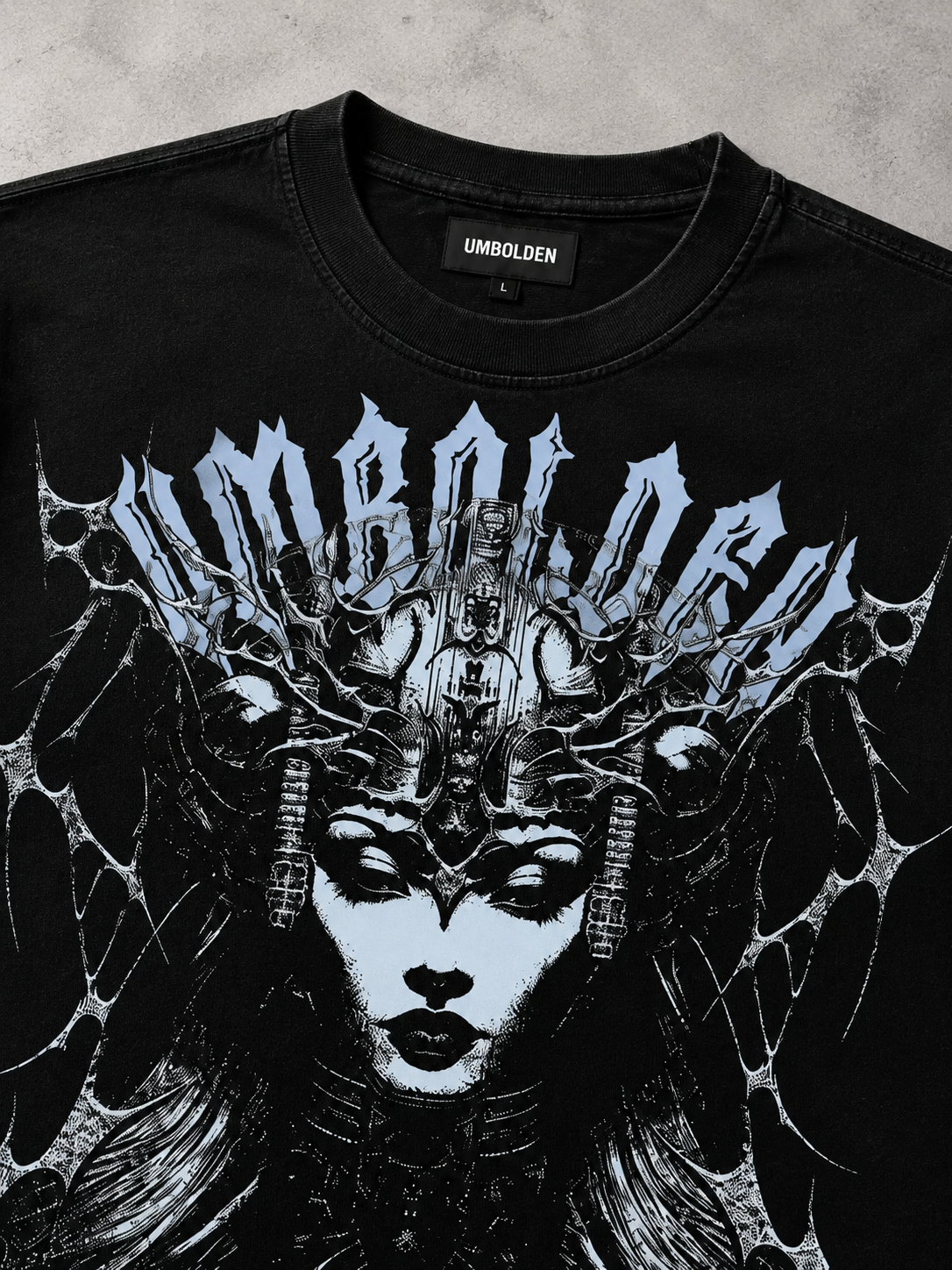 QUEEN MONARCH CROPPED OVERSIZED T-SHIRT