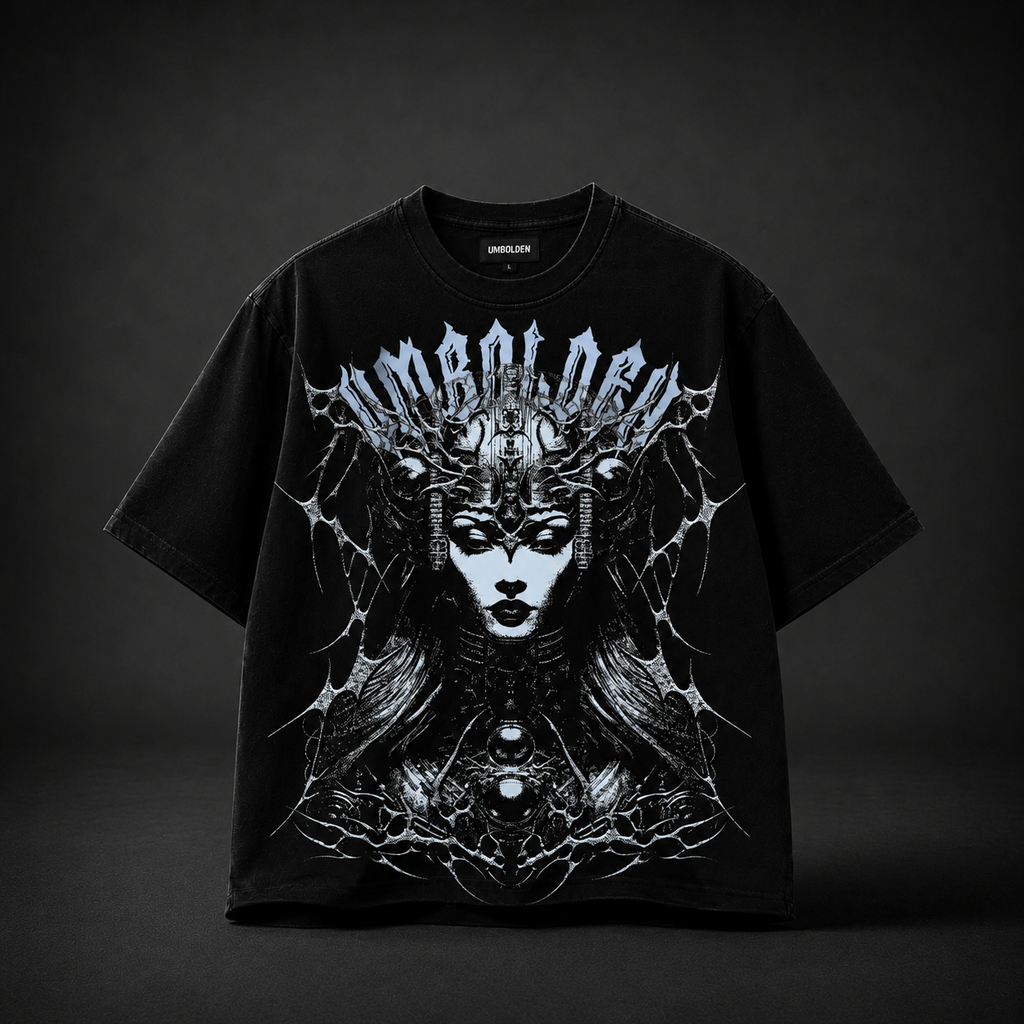 QUEEN MONARCH CROPPED OVERSIZED T-SHIRT