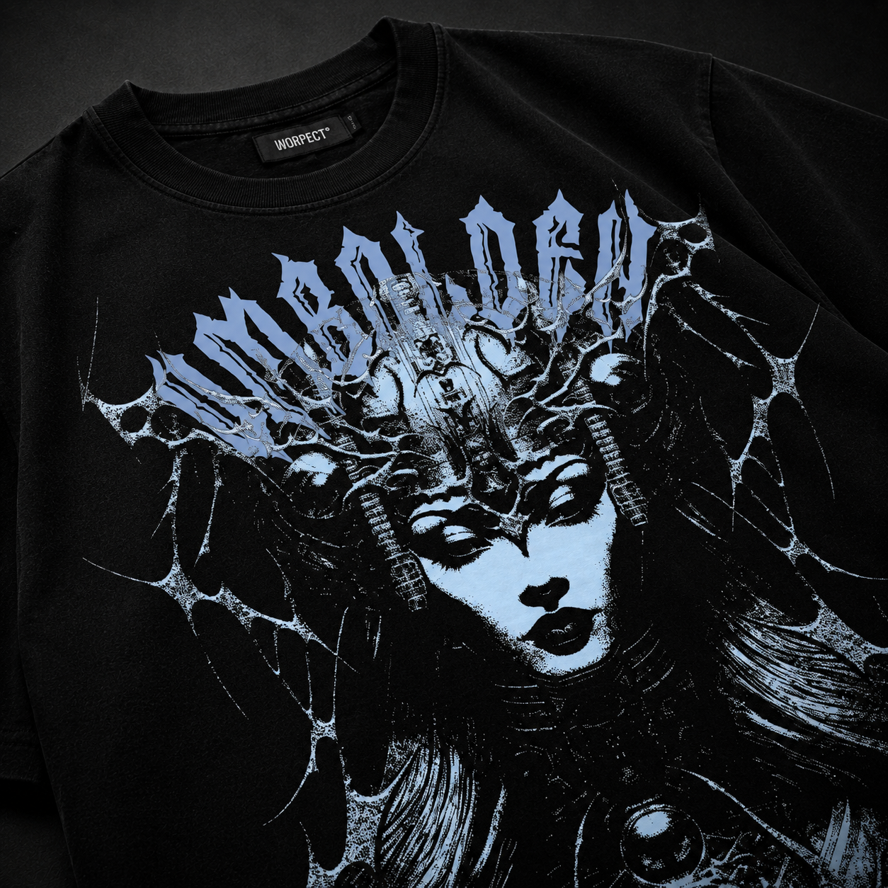 QUEEN MONARCH CROPPED OVERSIZED T-SHIRT
